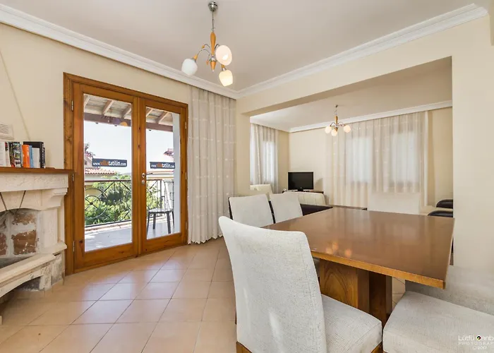 Hotel Perdikia Hill And 3*