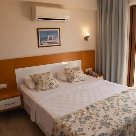 Perdikia Hill And Ξενοδοχείο 4*