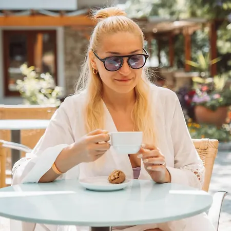 Hotel Perdikia Hill And 3*