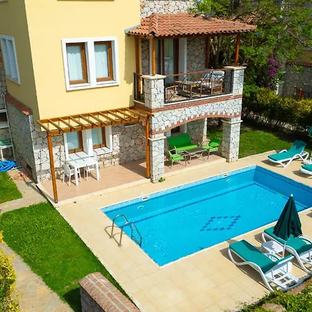 Отель Perdikia Hill And