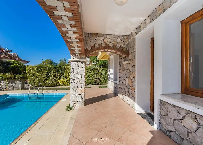 Perdikia Hill And 3* Oludeniz