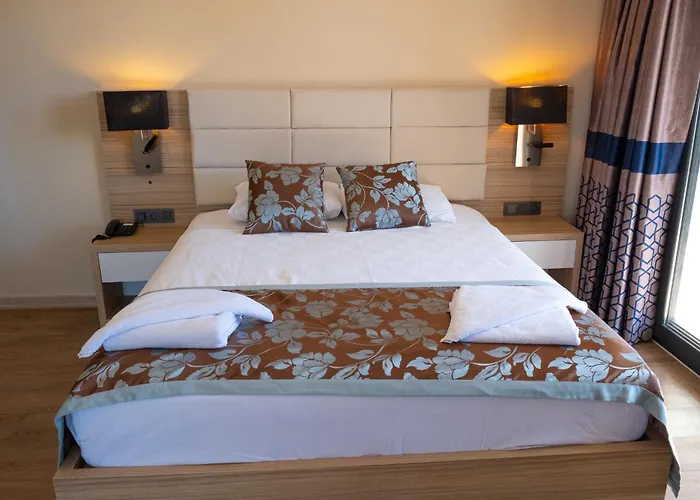 Perdikia Hill And Hotell