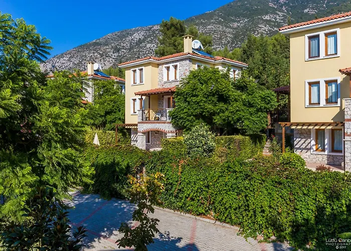 Hotell Perdikia Hill And Öludeniz
