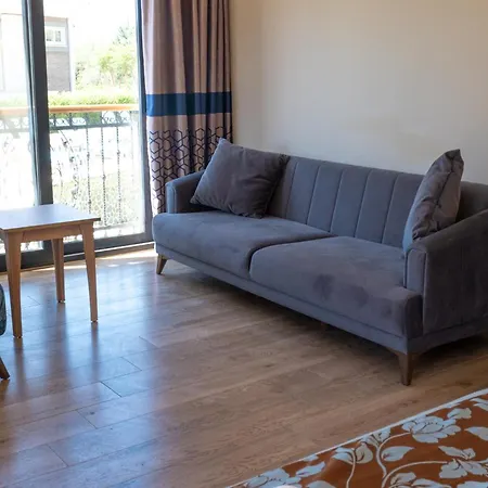 Hotell Perdikia Hill And 3*