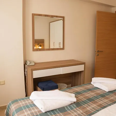 Perdikia Hill And Hotel