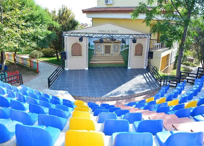 Perdikia Hill And Hotel