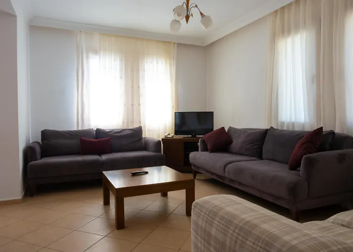 Perdikia Hill And 3*