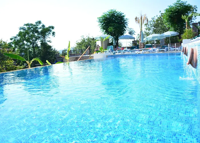 Ξενοδοχείο Perdikia Hill And 3*